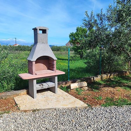 'Olive Grove' Camping House-Near The Beach Divulje Екстер'єр фото