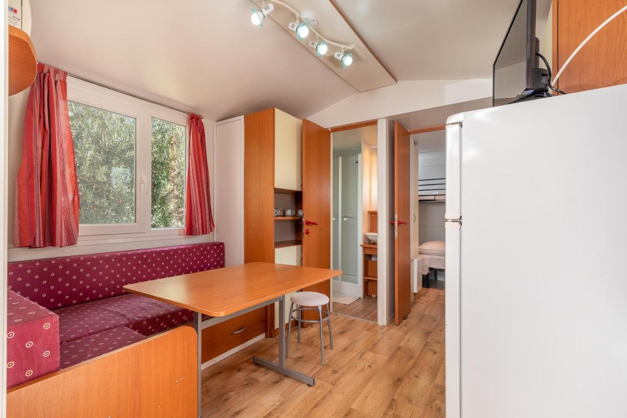'Olive Grove' Camping House-Near The Beach Divulje Екстер'єр фото