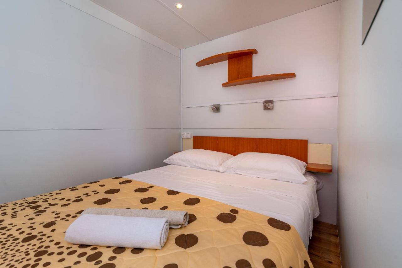 'Olive Grove' Camping House-Near The Beach Divulje Екстер'єр фото