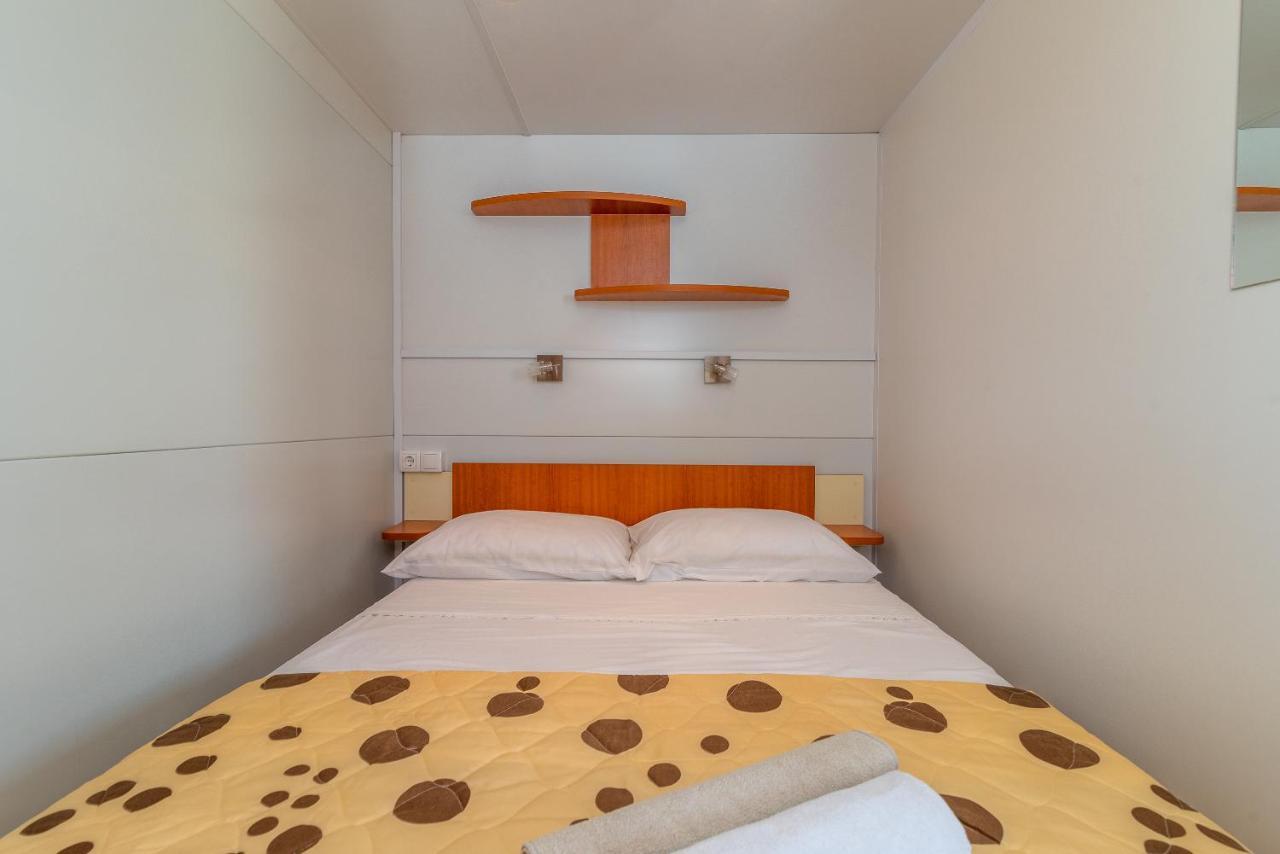 'Olive Grove' Camping House-Near The Beach Divulje Екстер'єр фото