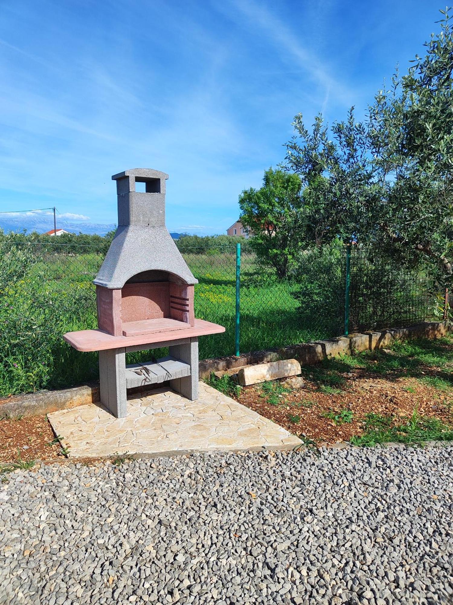 'Olive Grove' Camping House-Near The Beach Divulje Екстер'єр фото